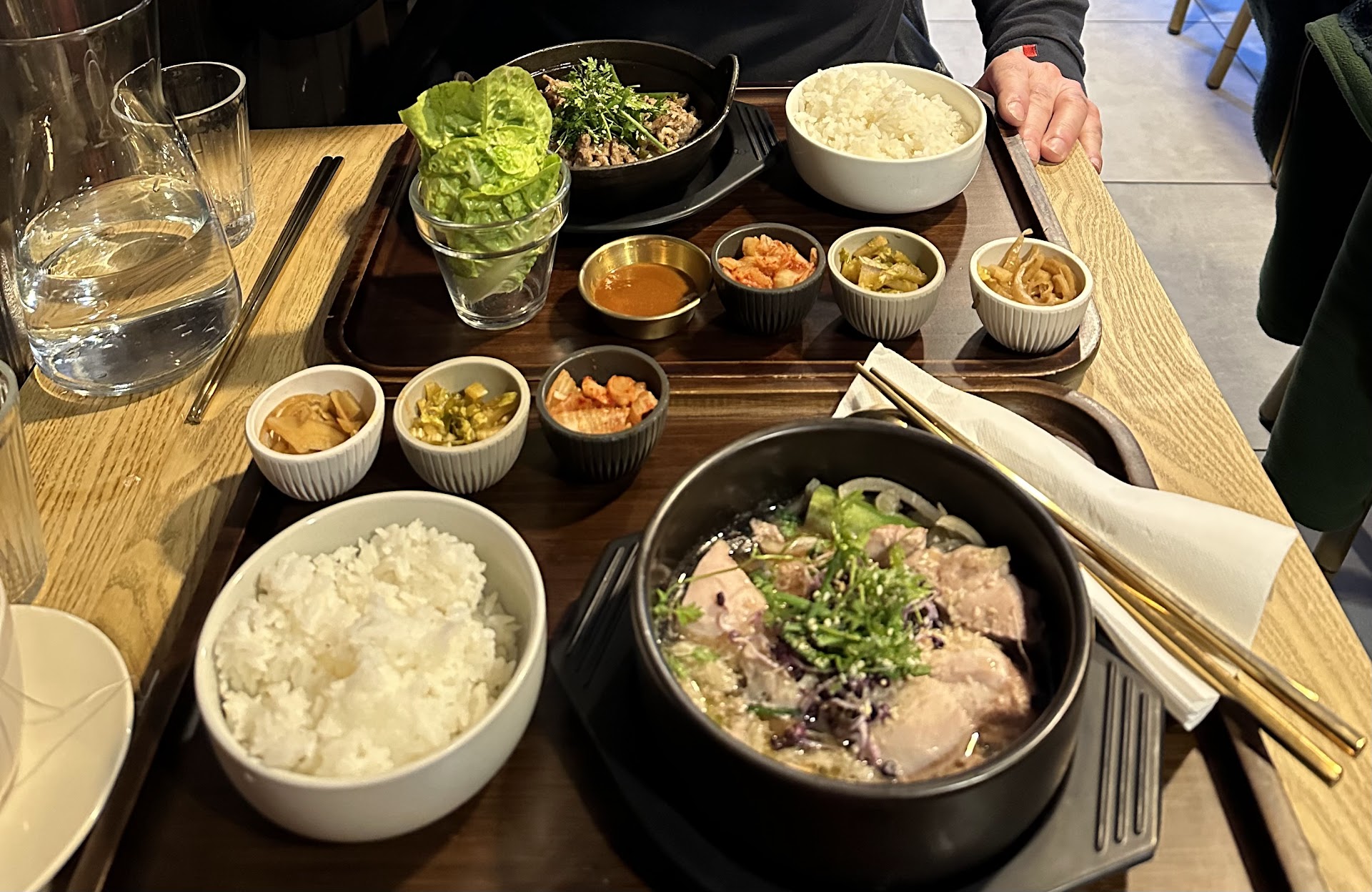 Soupe de Busan — Monsieur Kim Restaurant